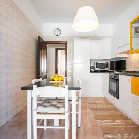 Scarlatti Family Nest *